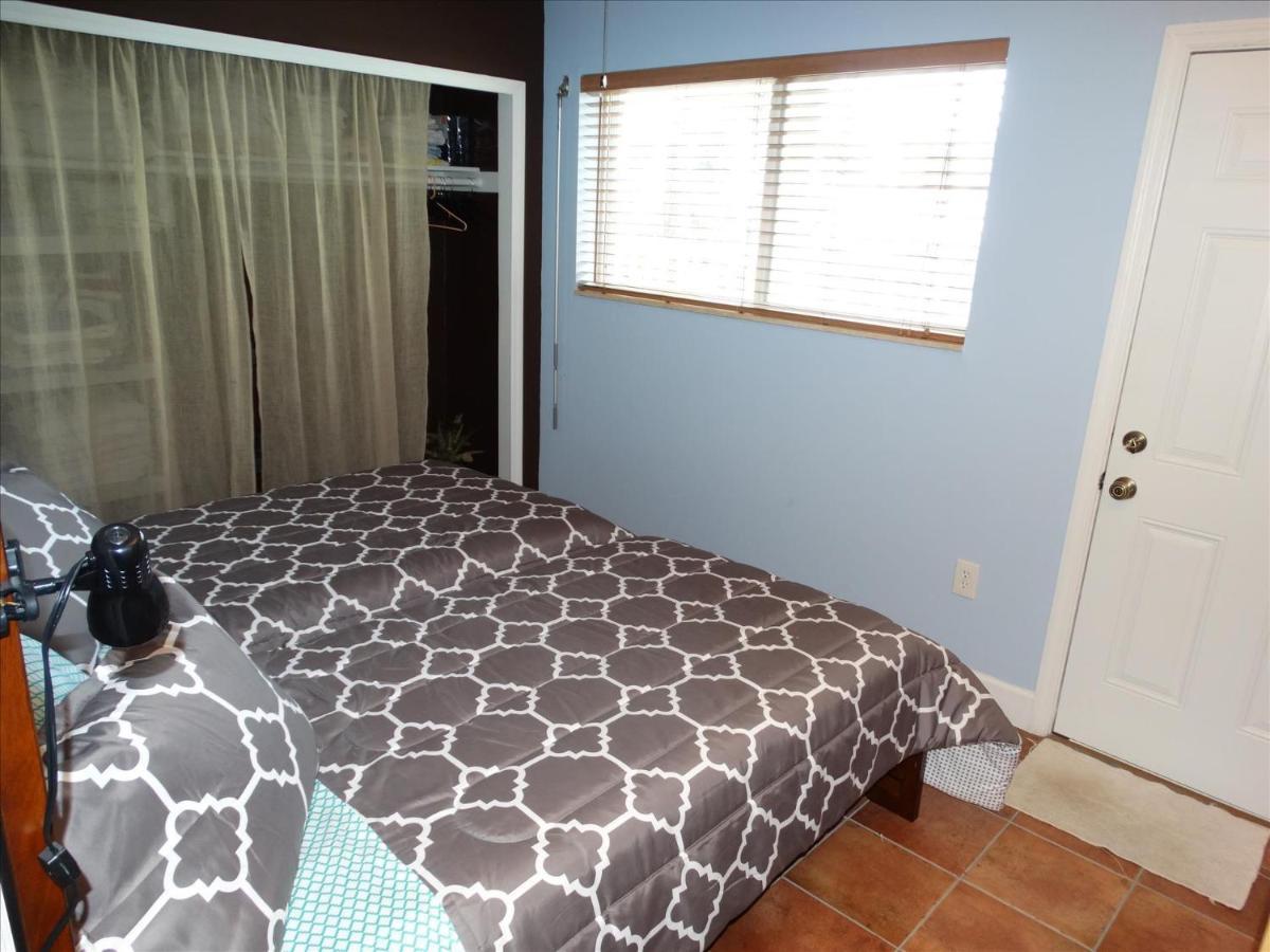 Quiet Vista Del Mar 2 Bedroom Condo Beachfront Property Cocoa Beach Exteriör bild